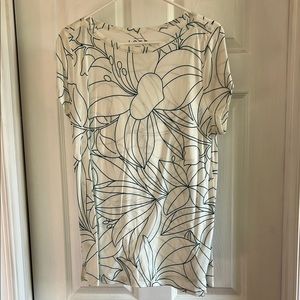 Black and White Floral Crew Neck Short Sleeve Top